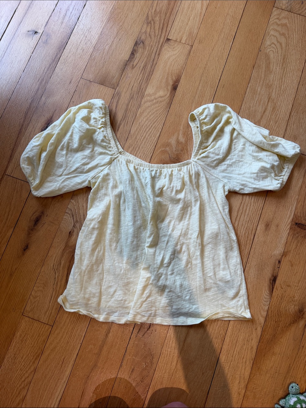 Old Navy Pale Yellow Square Neck Puff-Sleeve Top Size Small Tall - C1-323